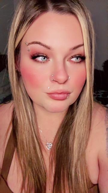 @SavageQueenVal🤍💙