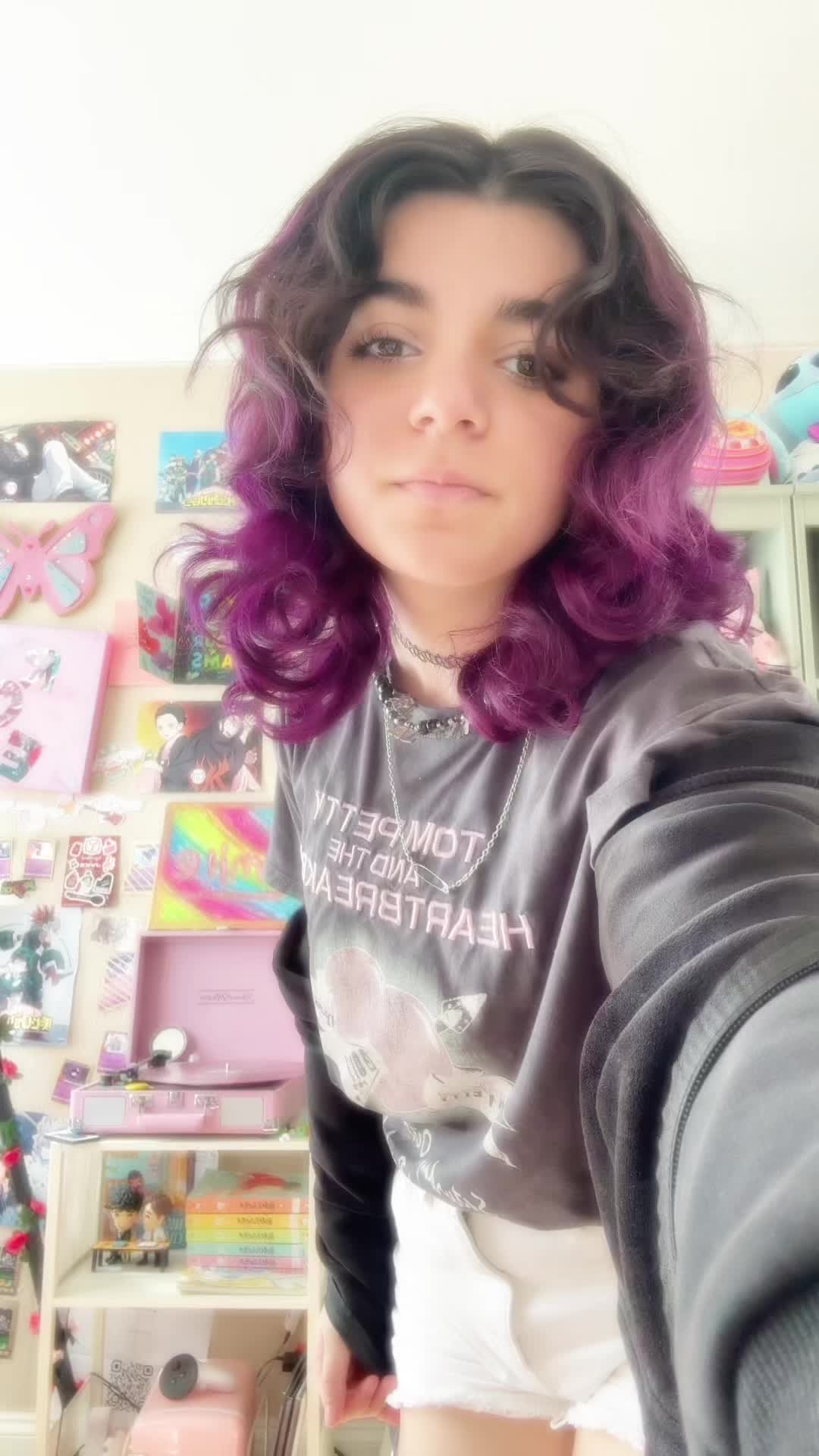 @Just_a_scene_kid_<3
