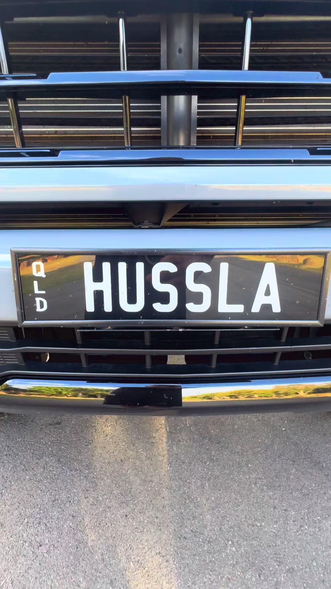 @HUSSLA