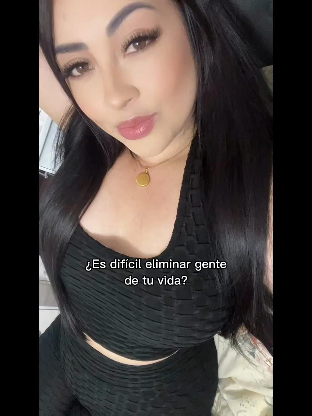 @L A U 🕵🏻&zwj;♀️🖤💀