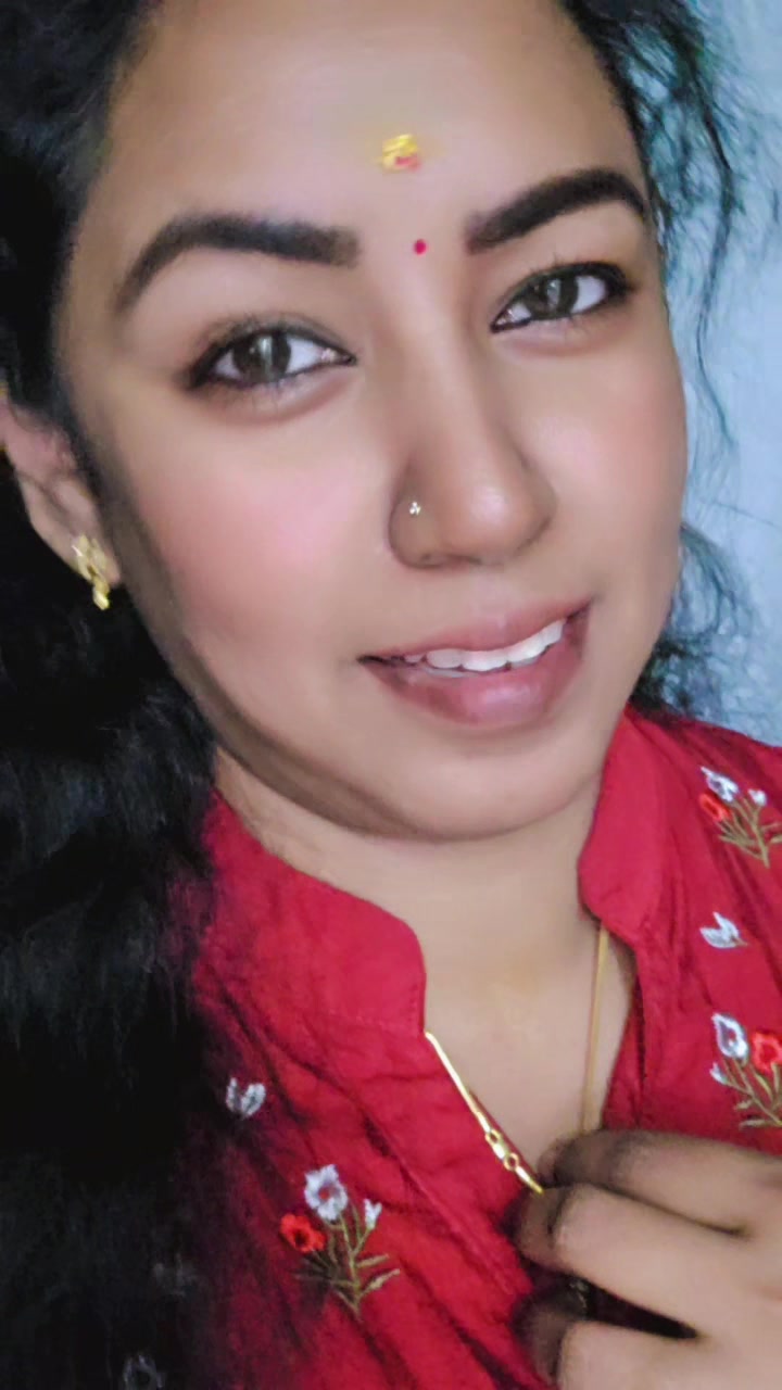 @KaraikudiPonnu_Leka