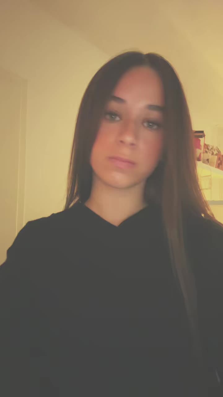 @𝐸𝑚𝑖𝑙𝑦