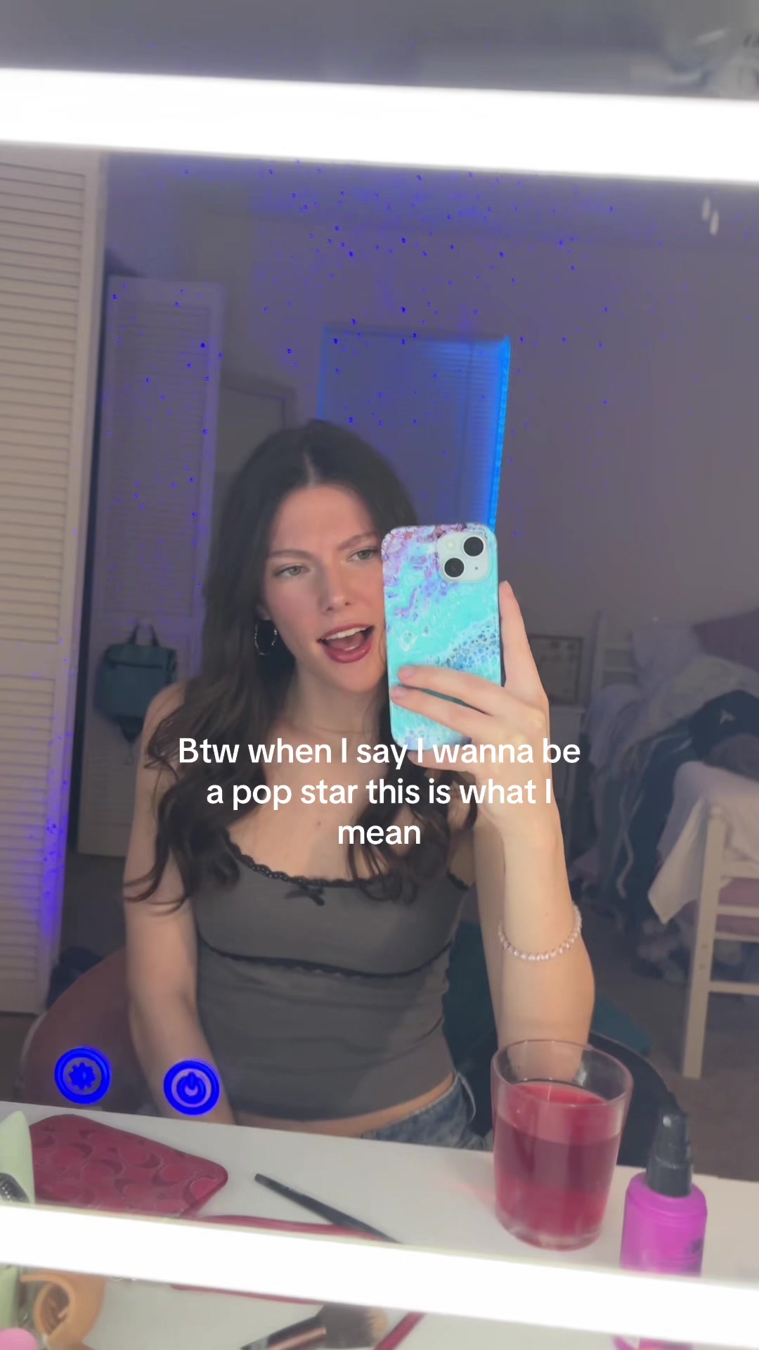 @Mady jo