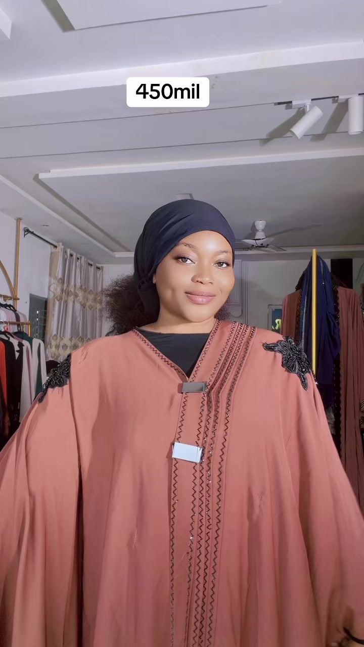 @Sarah-luxury-abaya ♊