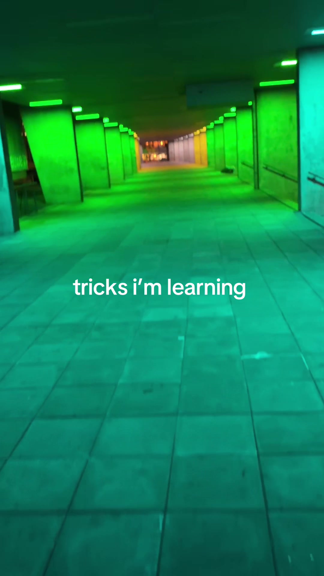 @Lo