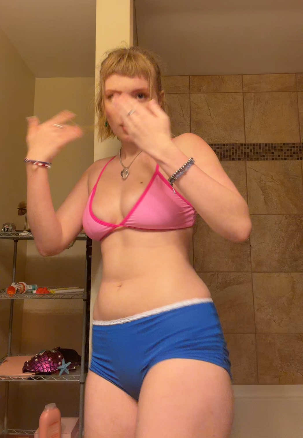 @CoolestLittleKitty 🎀