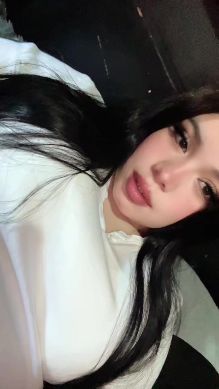 @Marian777🖤