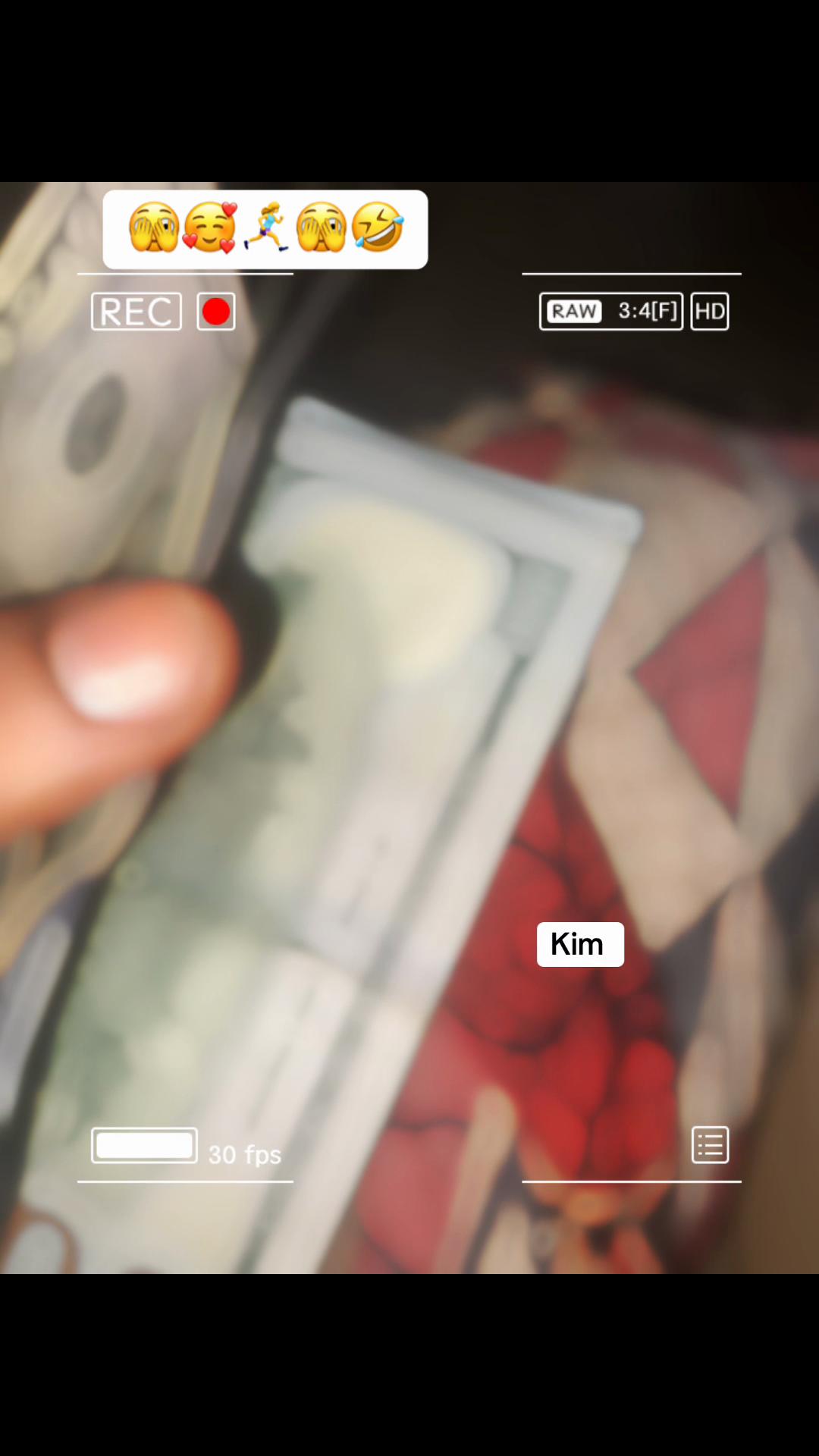 @kim 🦋🎀✨🌸