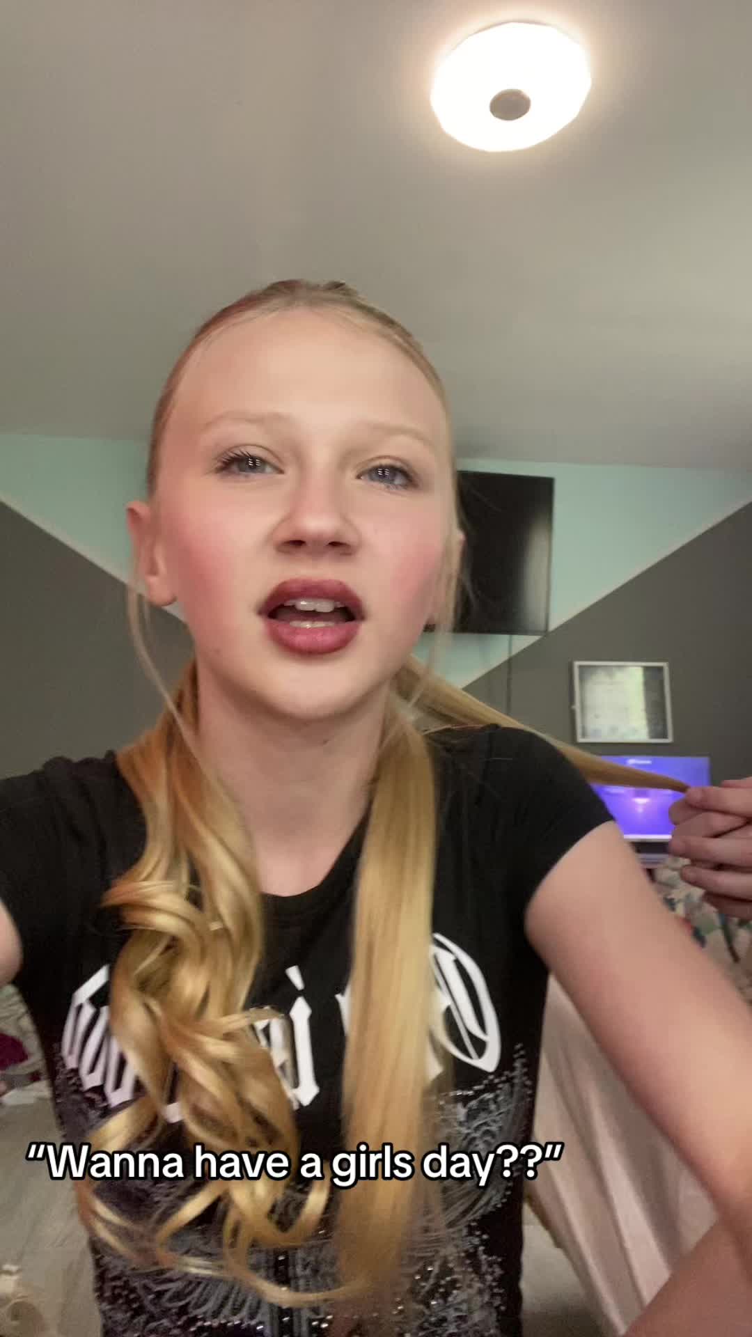 @🥐&rsquo;Anna😛
