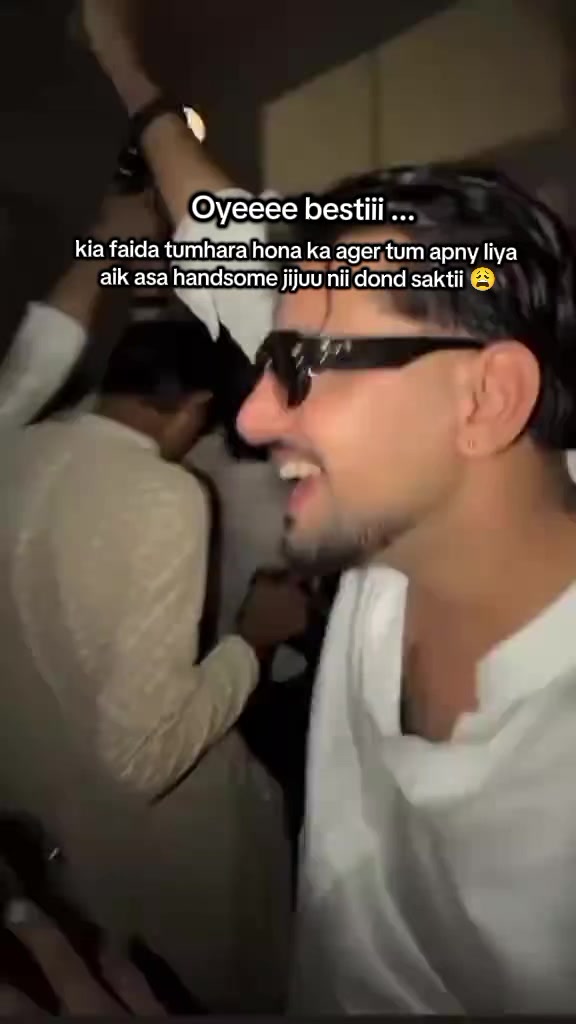 @𝑴𝒂ل𝒊𝒌 🚩