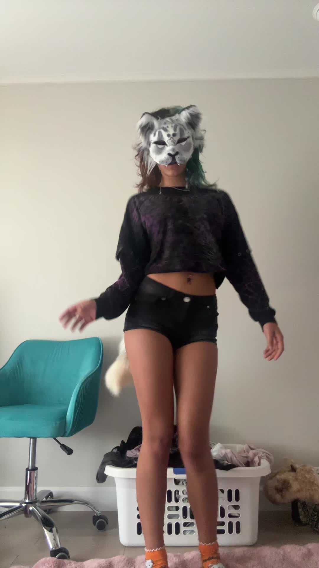 @Kitty >^&bull;^<