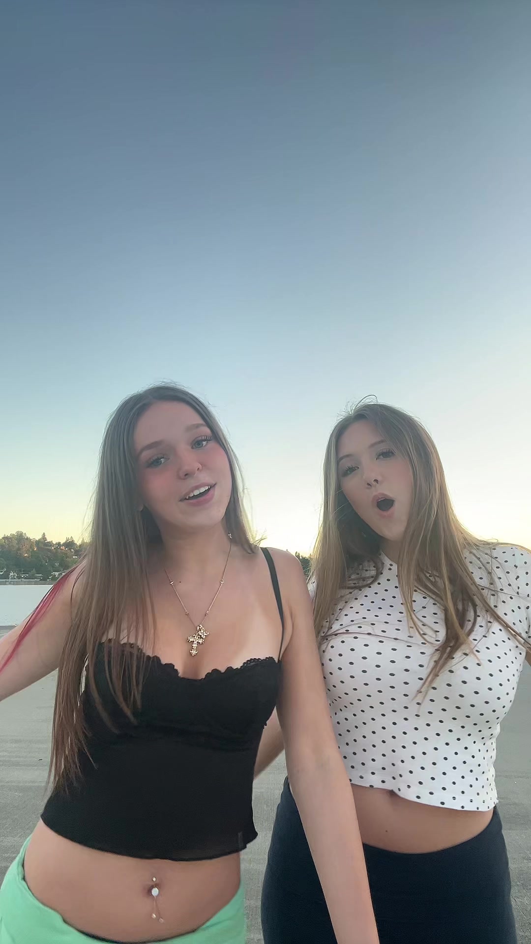 @😝