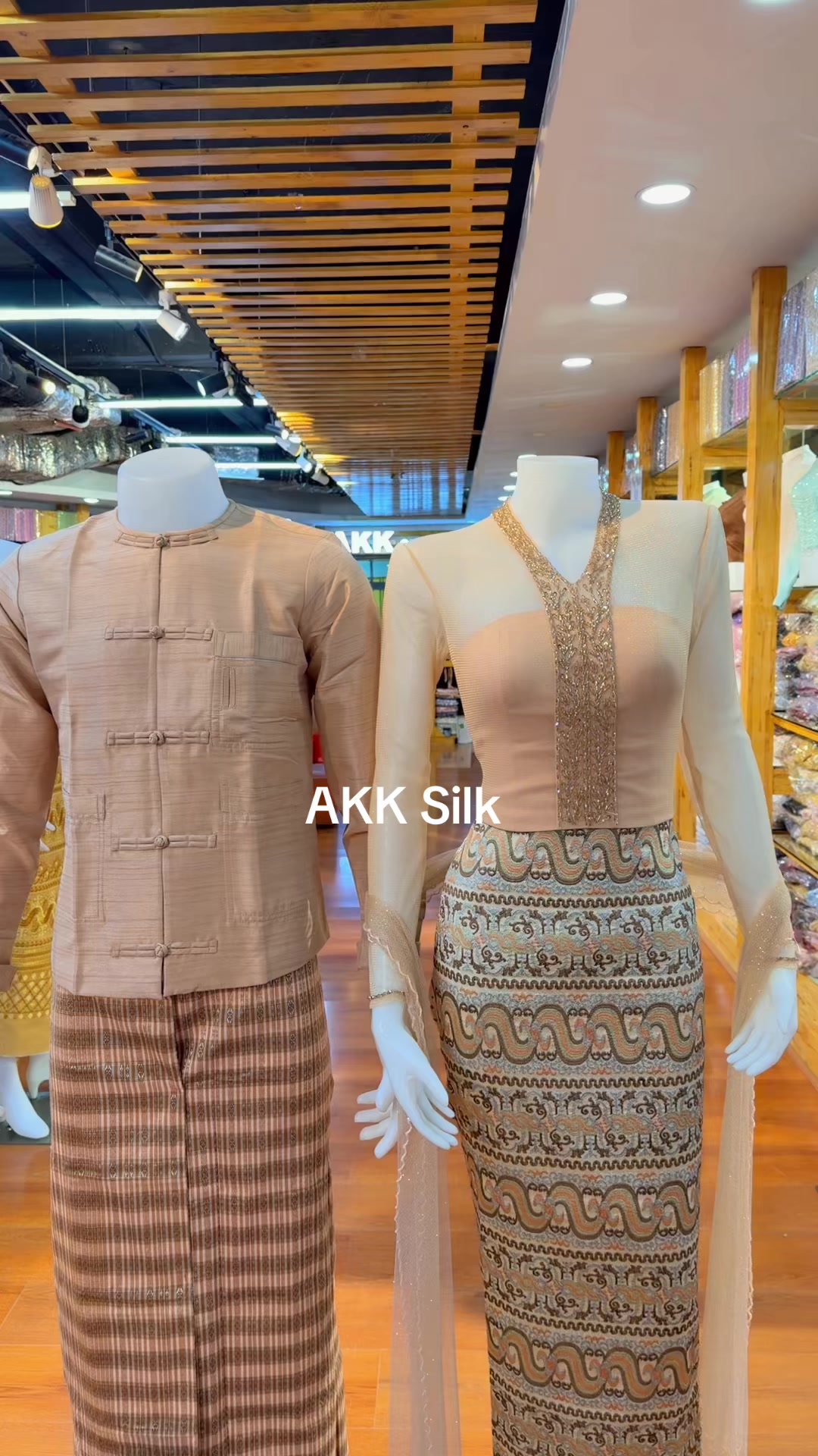 @Akk Silk (official account)