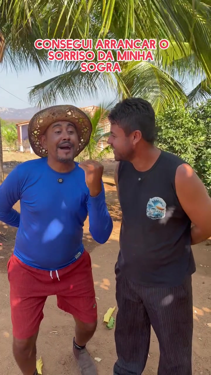 @Carroceirobocaaberta