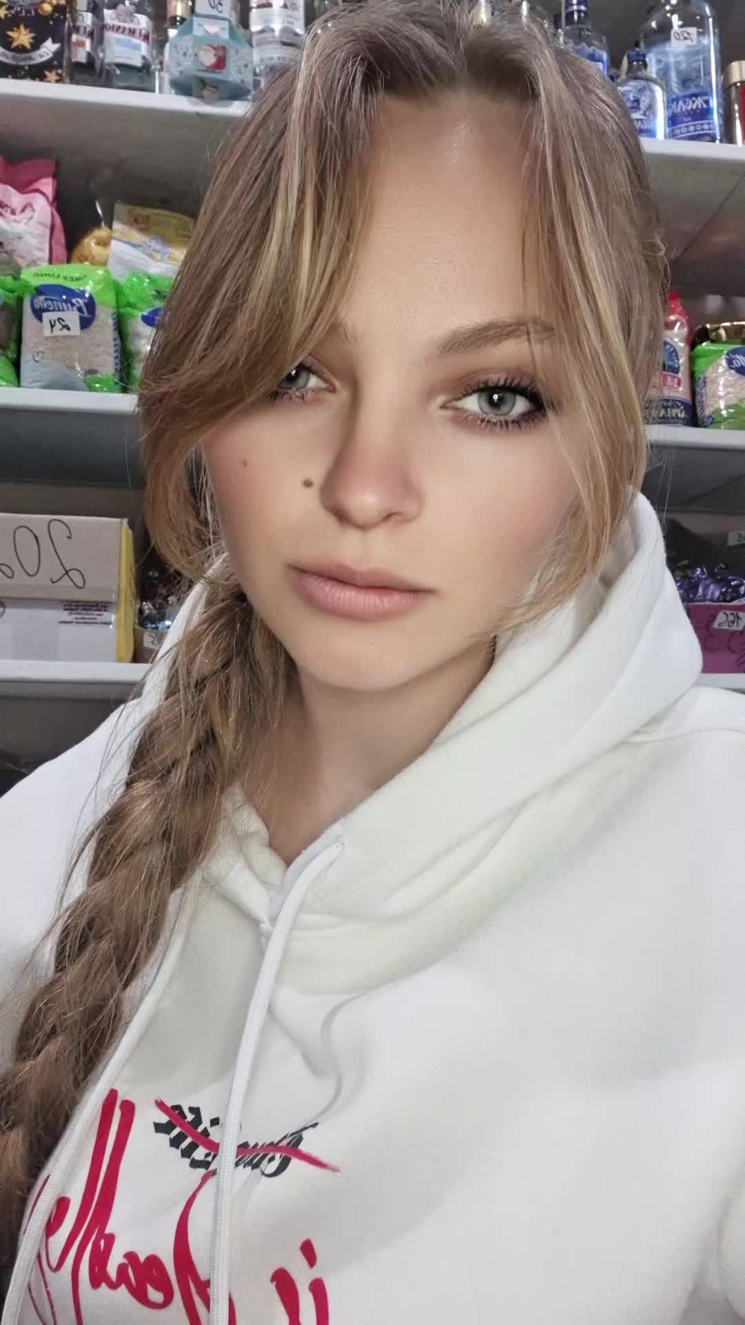 @Ecaterina