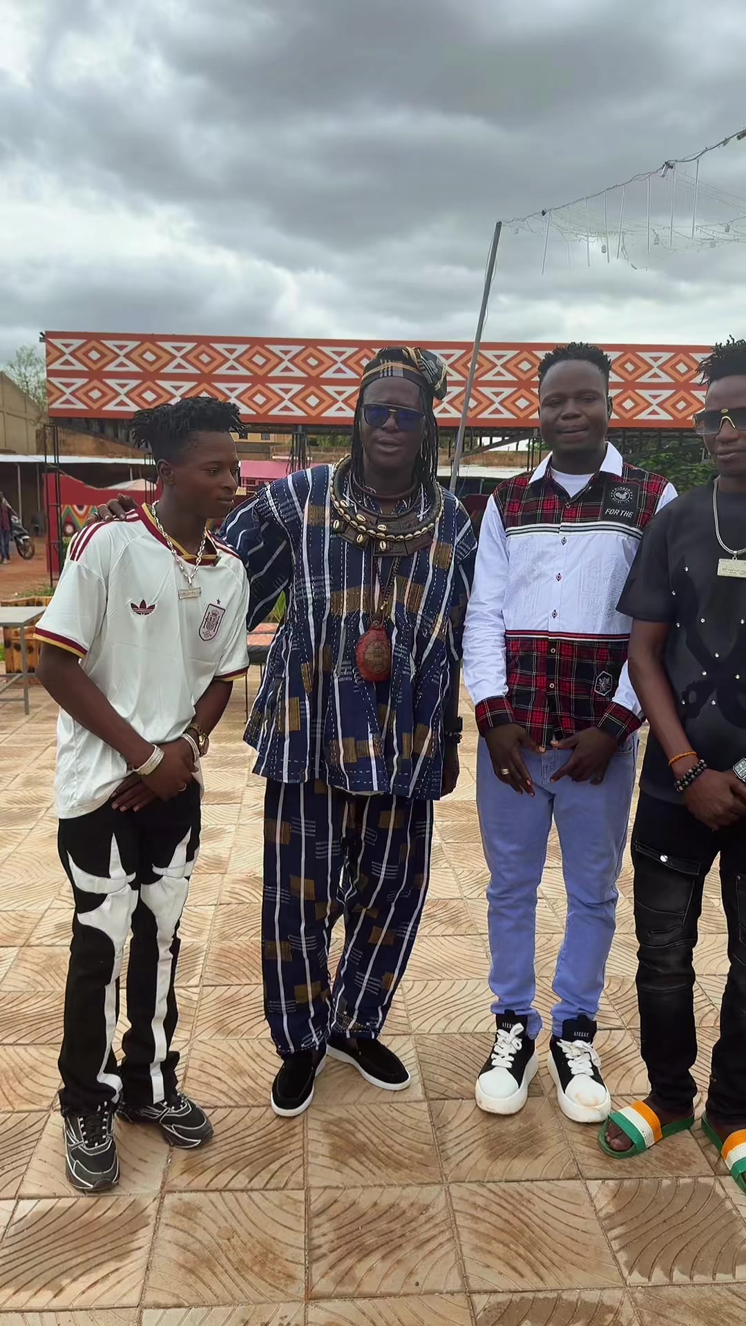 @King junior officiel