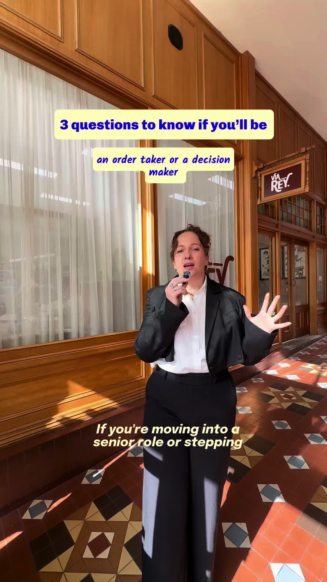 @careercoachchloe