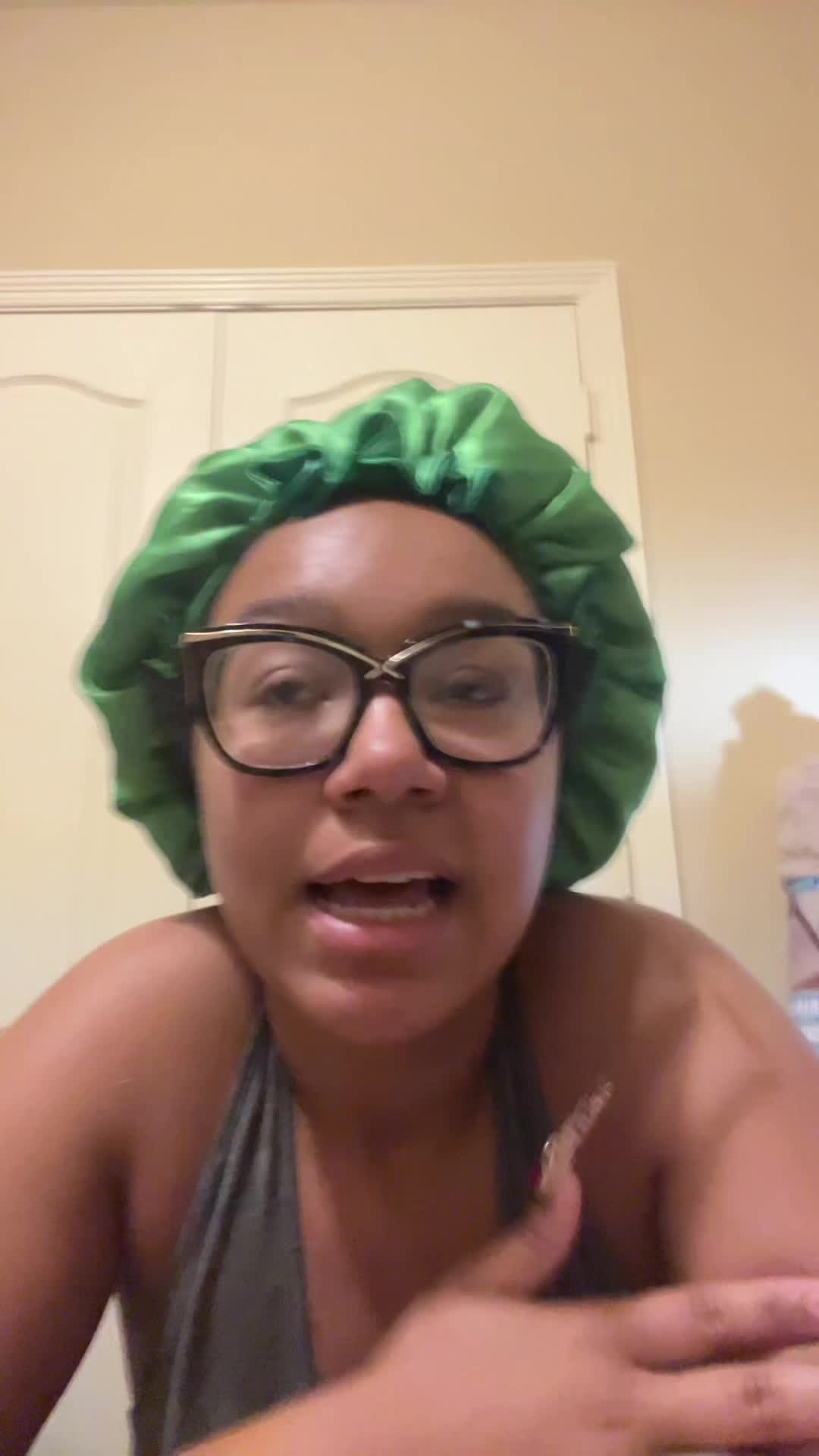 @notcaileneasely