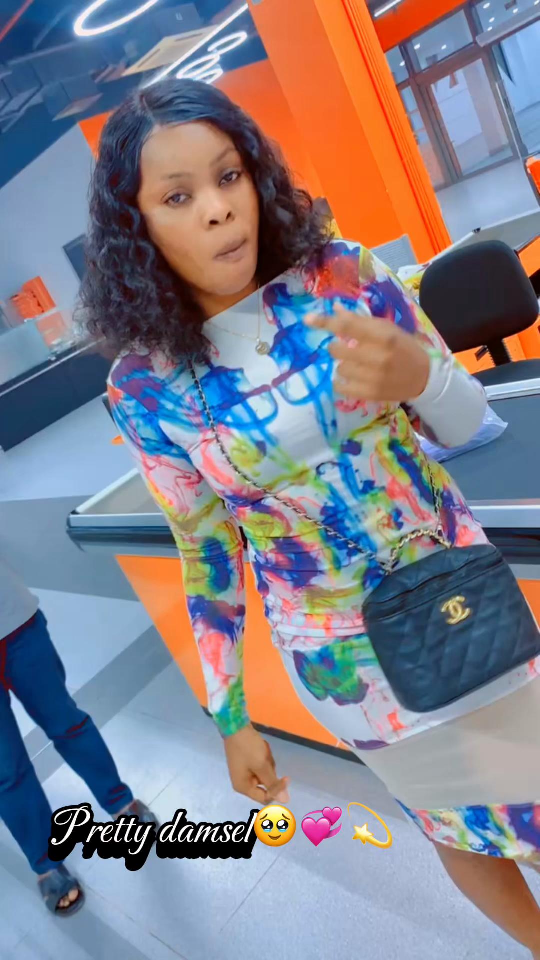 @Sarah Obengui femme forte