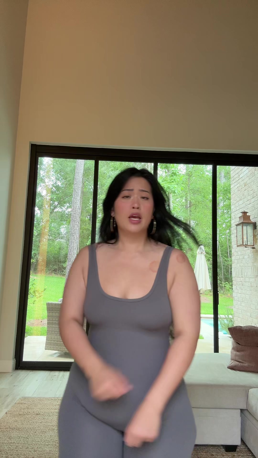 @Bella