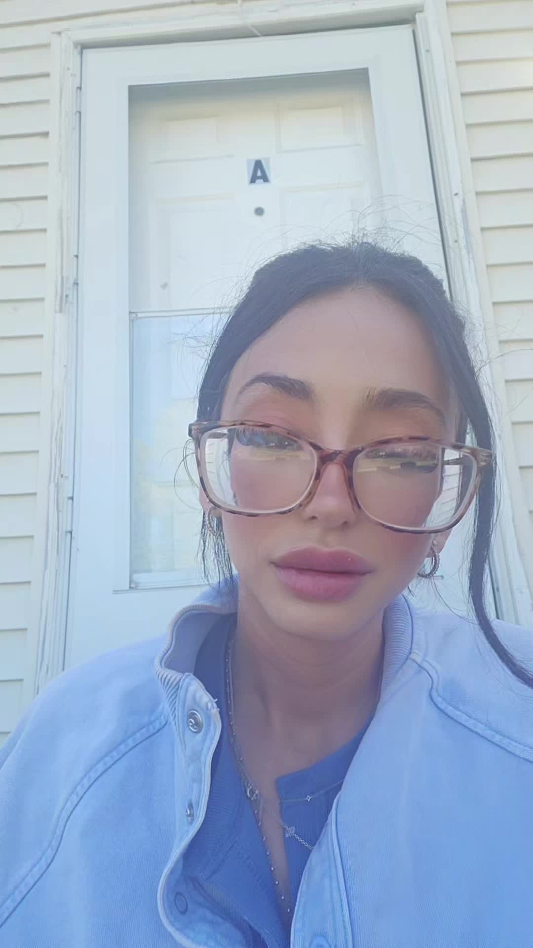 @Laur