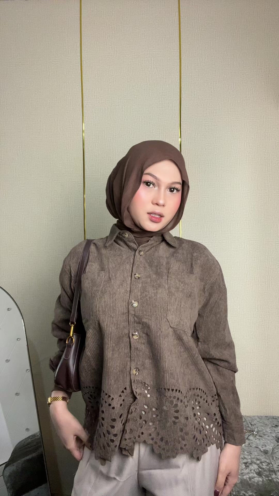 @cahyaniajaaa