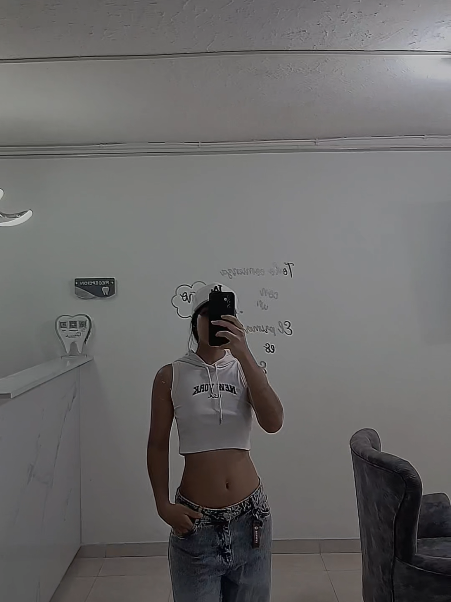 @𝑚𝑖𝑎 𝑚𝑜𝑛𝑡𝑜𝑦𝑎