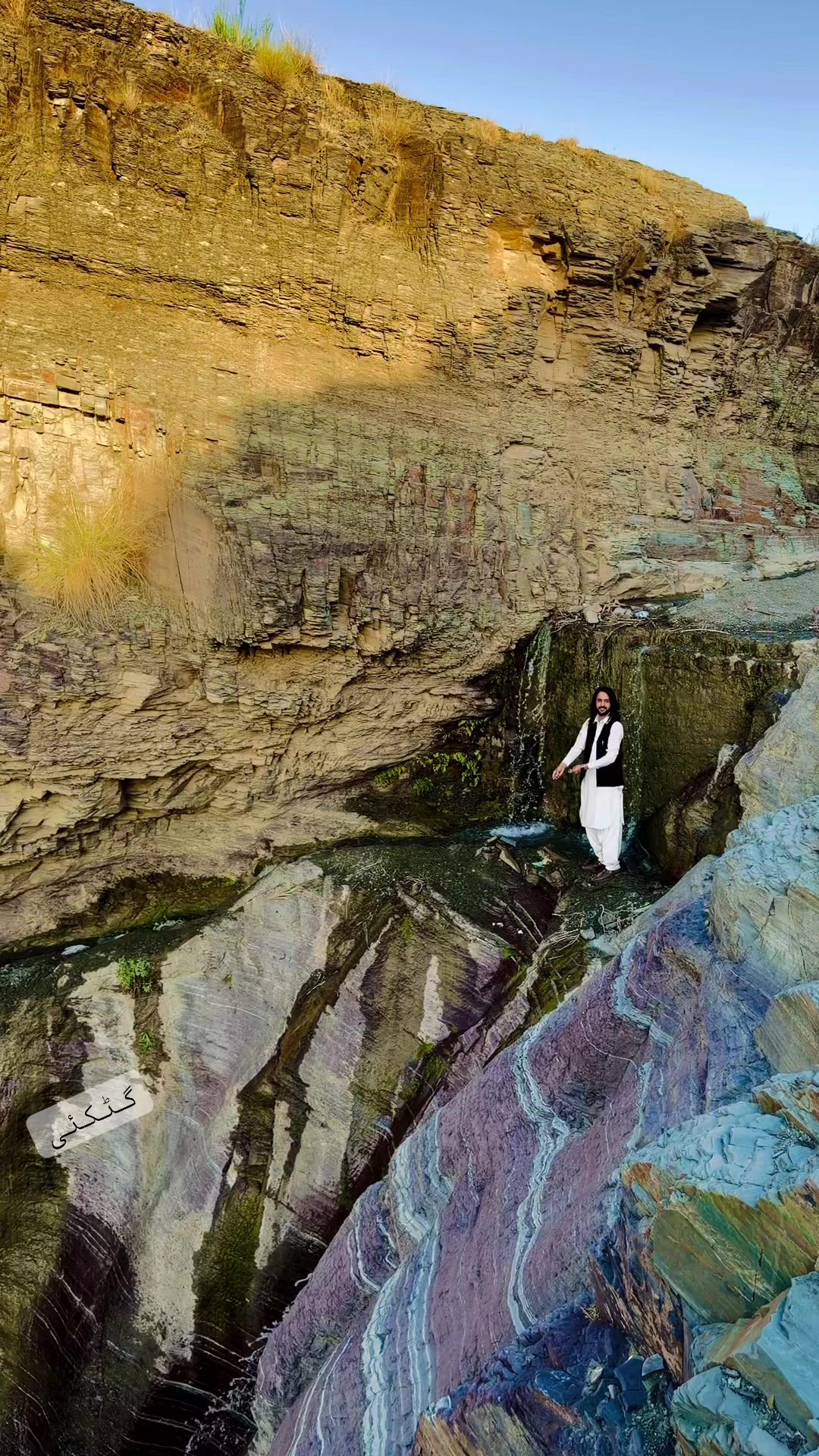 @اویس باروزئی