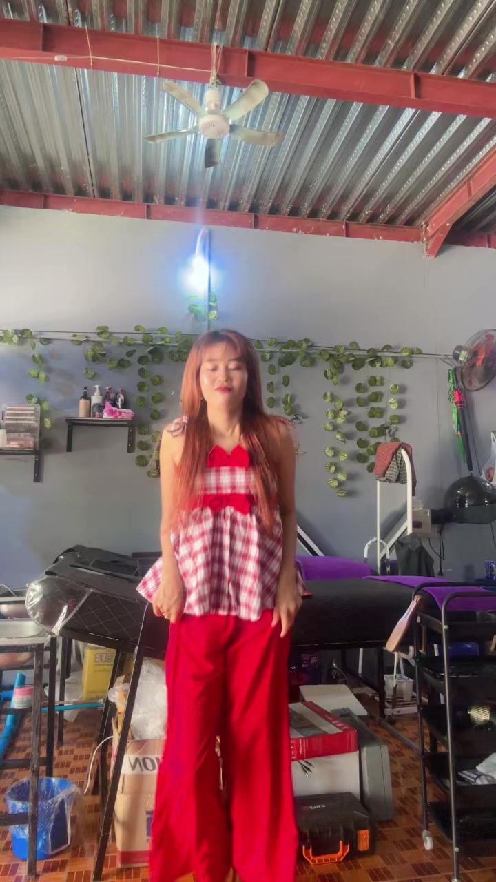 @April Nyein(SYMရဲ့မိုးရေစက်💦)