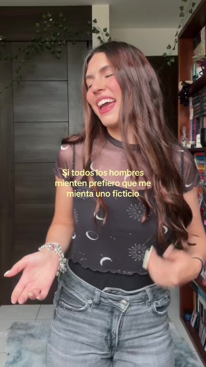 @Mariana Booker✨