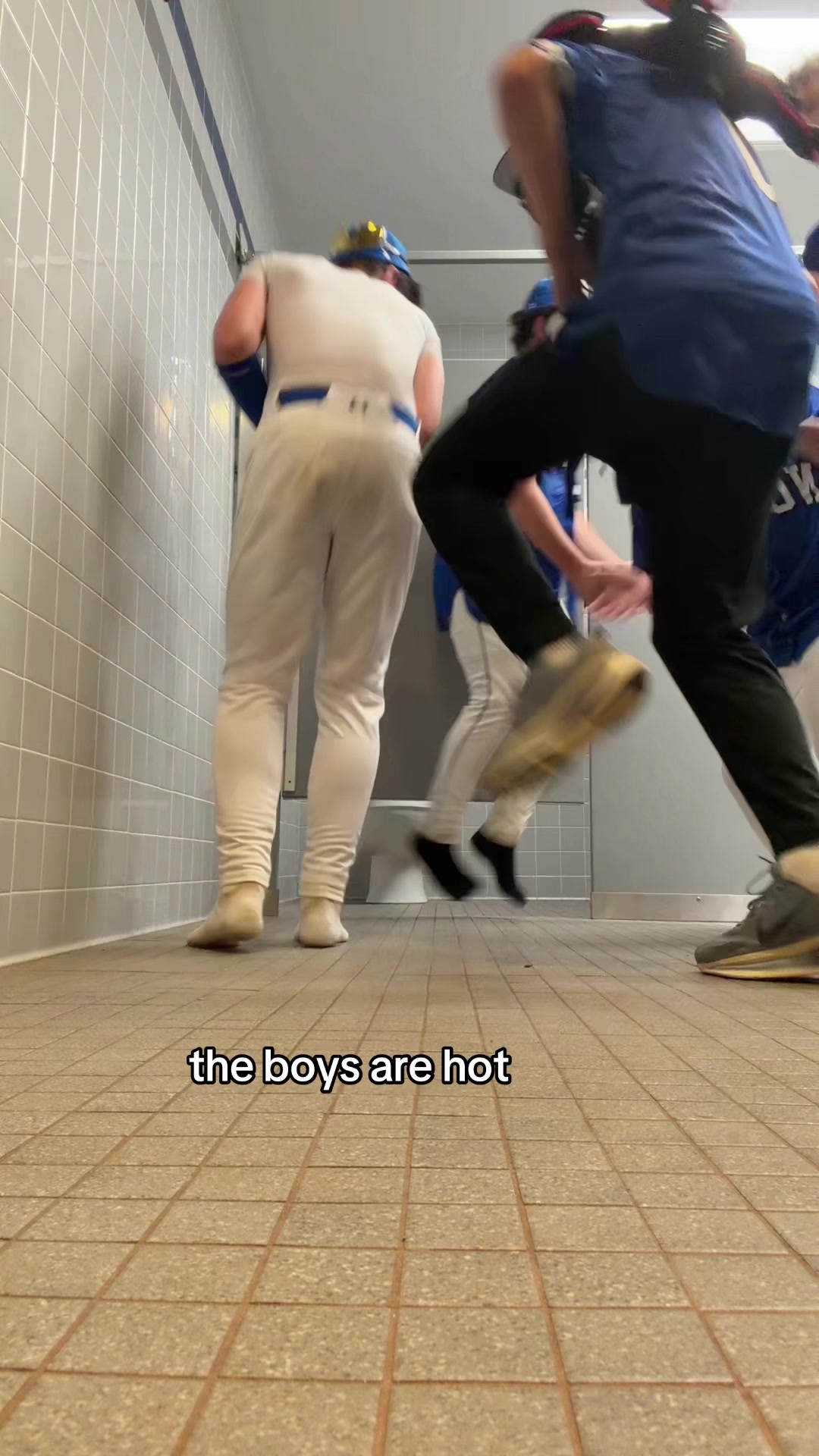@Crew_Mor