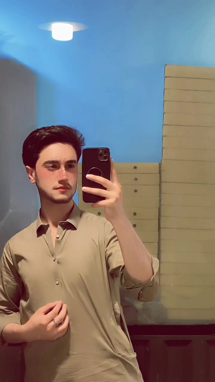 @𝗔𝗞♛.