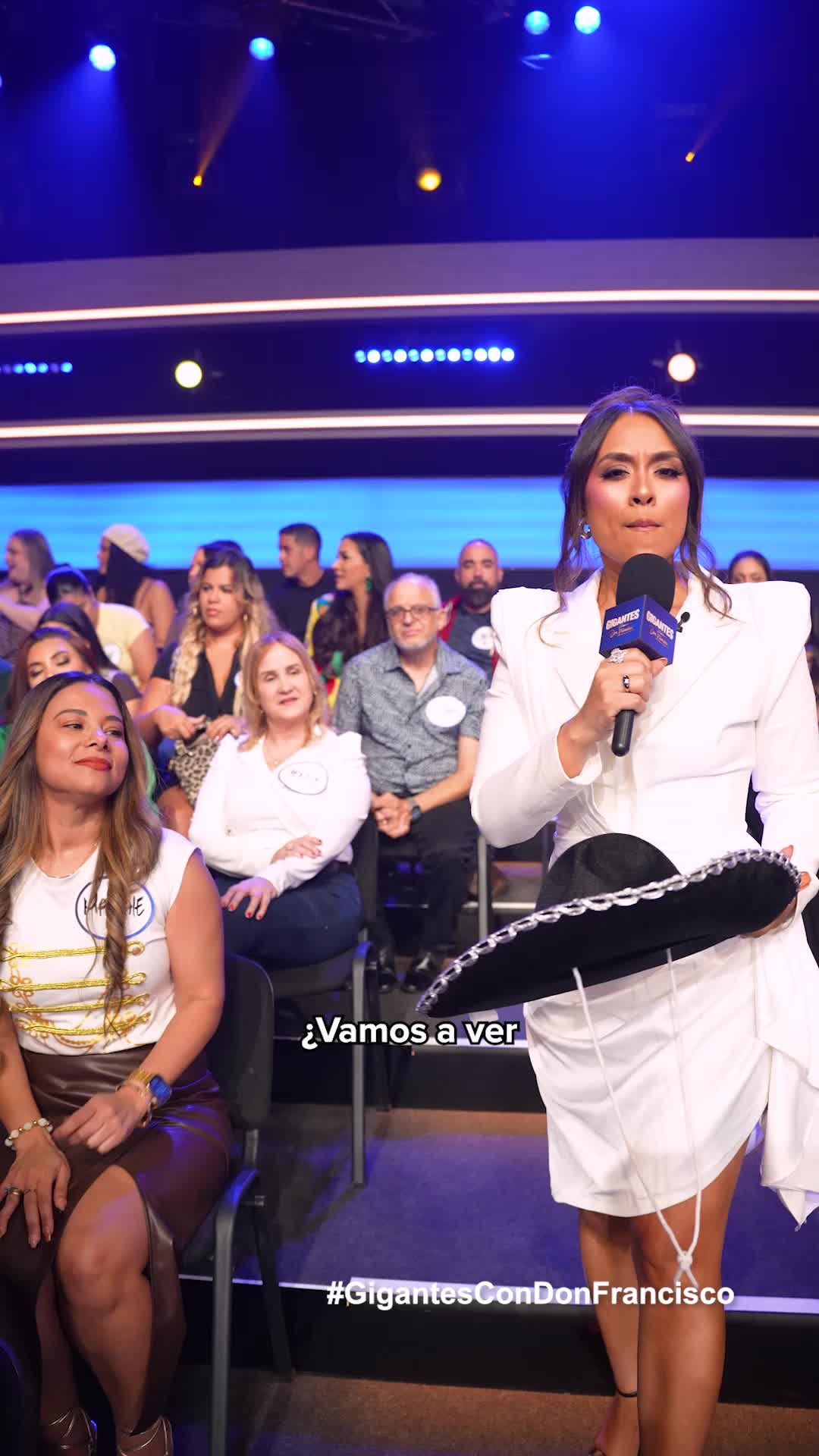 @Univision