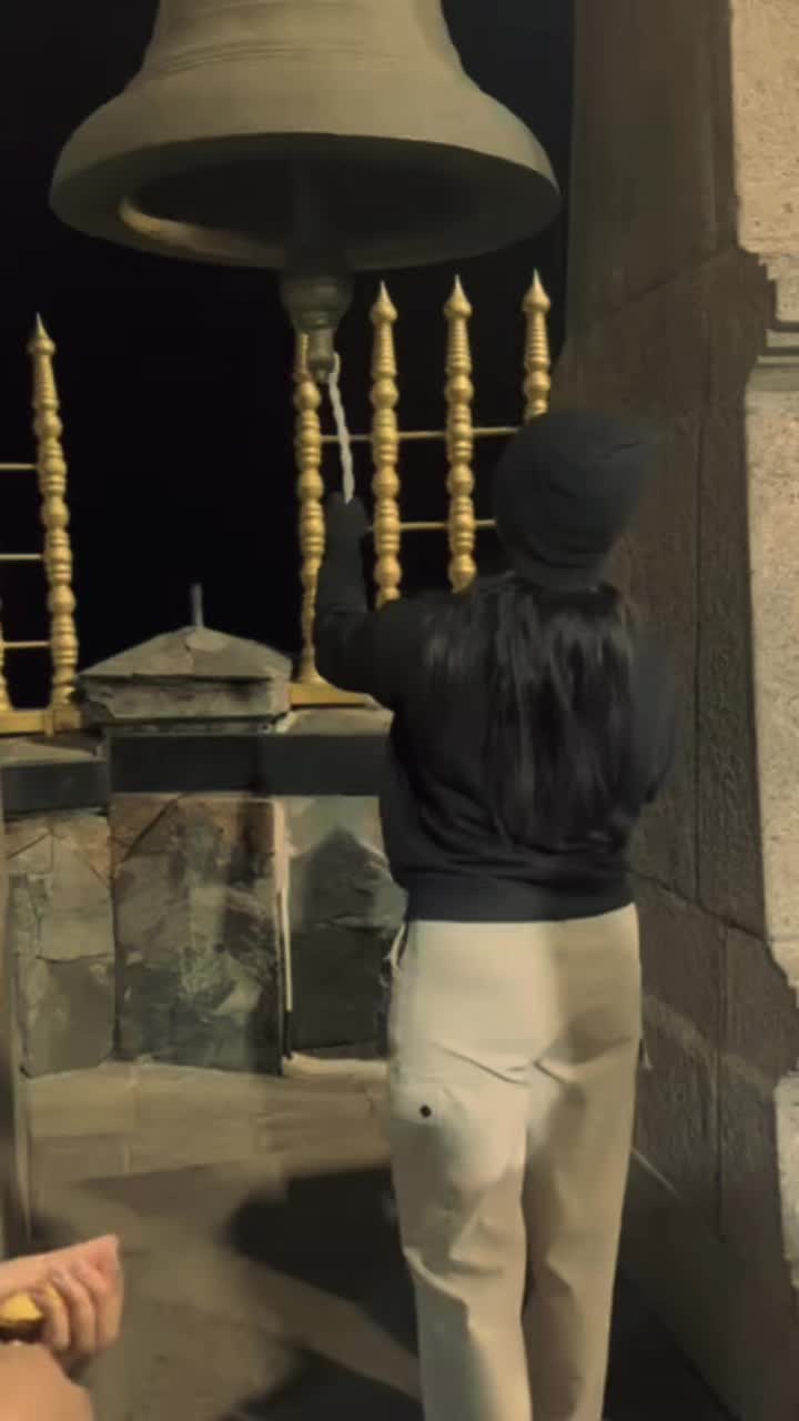 @𝗥𝗮𝘃𝗲𝗲𝘀𝗵𝗮 🦋