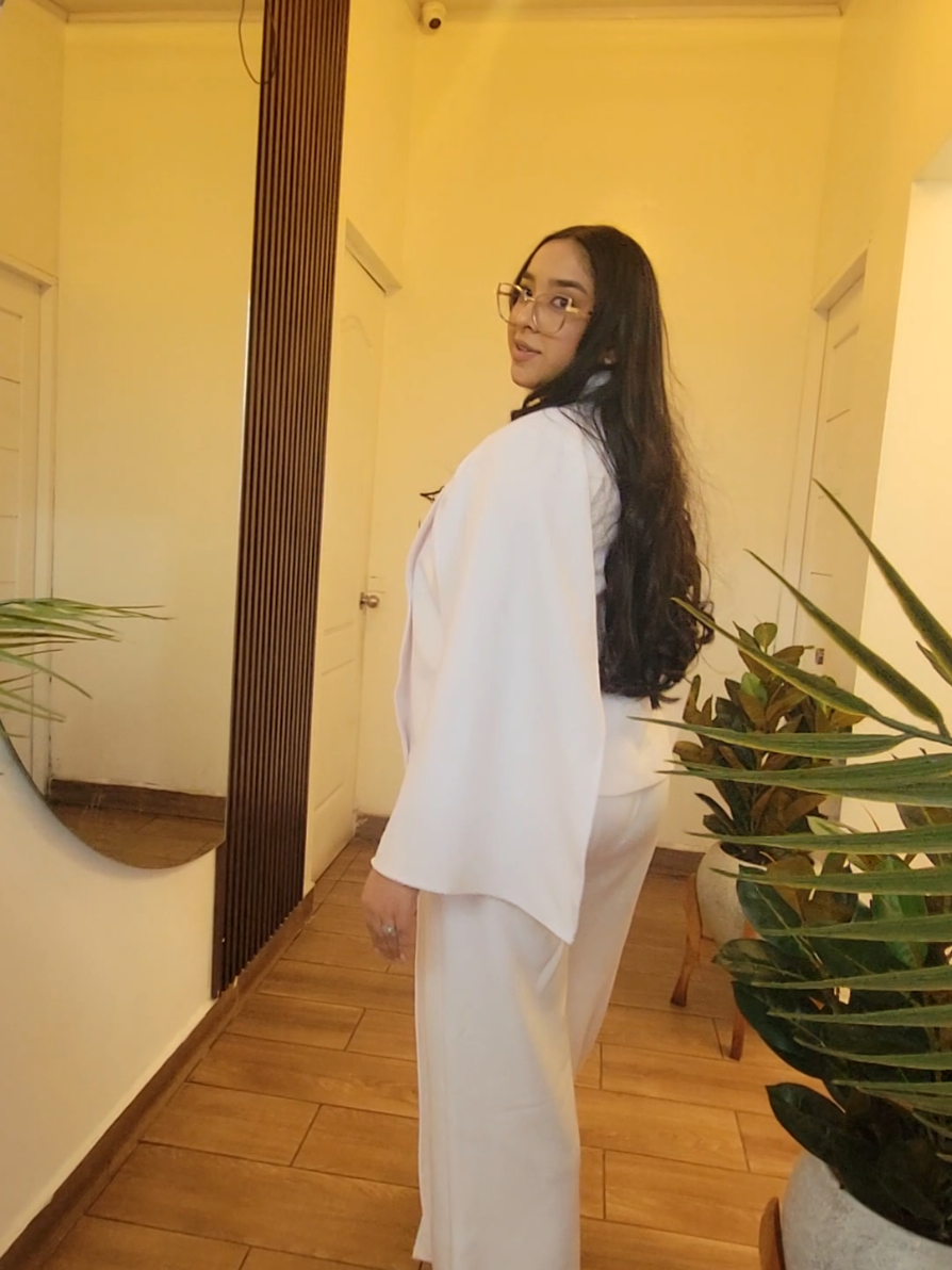 @AnielkaR