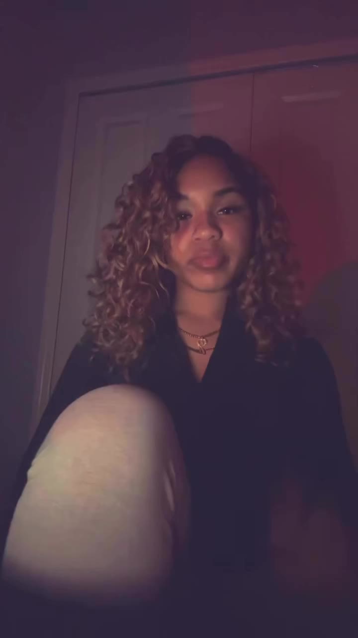 @&bull;🌺YARI🌺&bull;