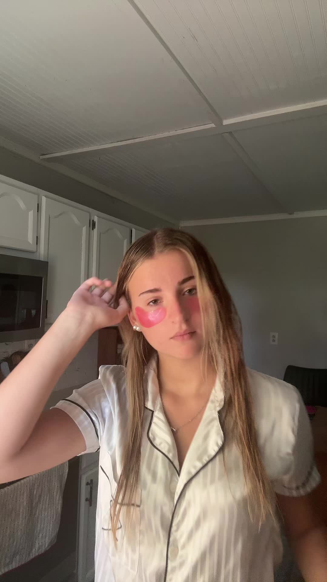 @m . a . l 🥹