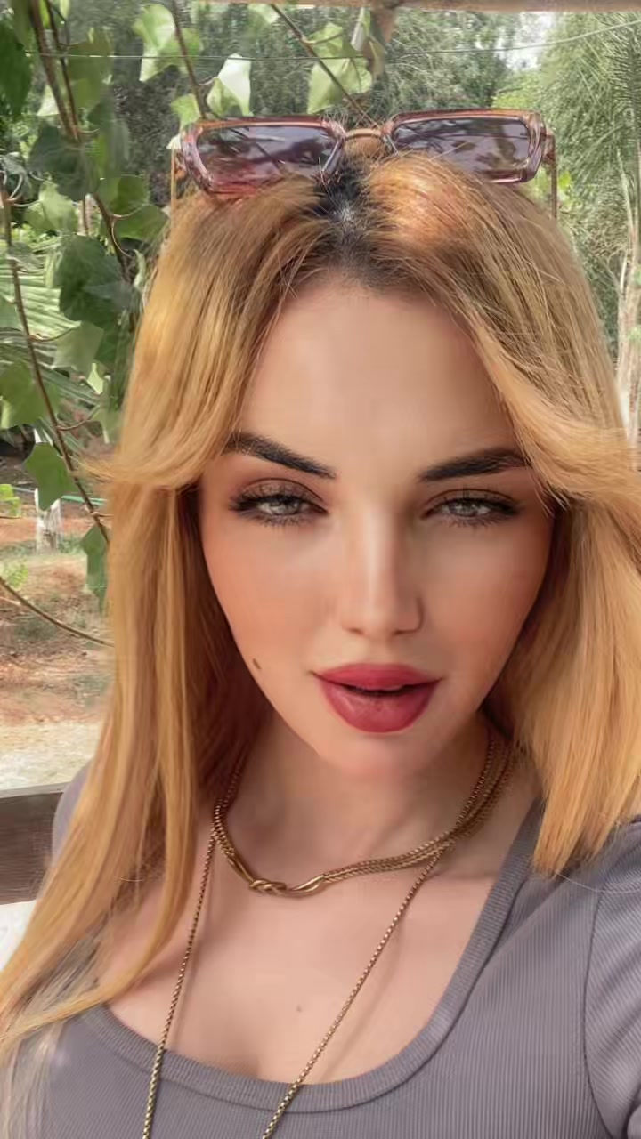 @tinazibani