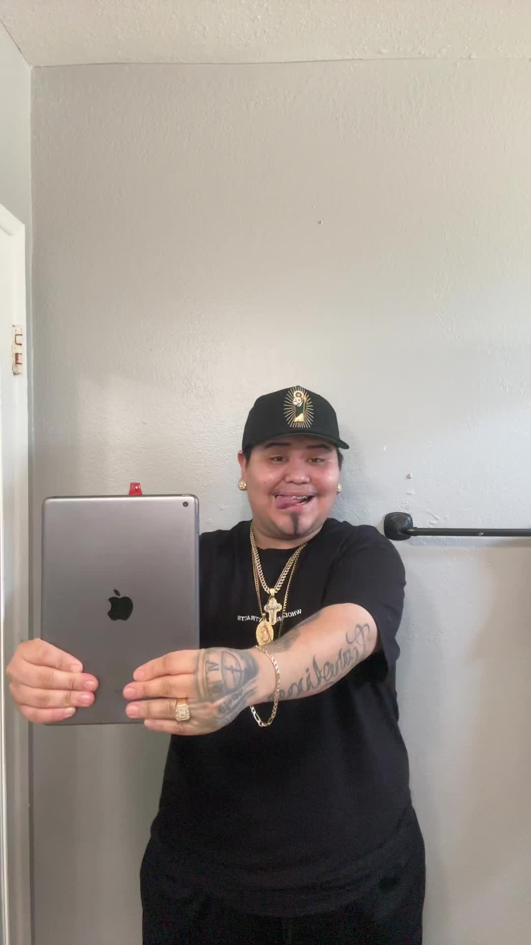 @Edgar 💰