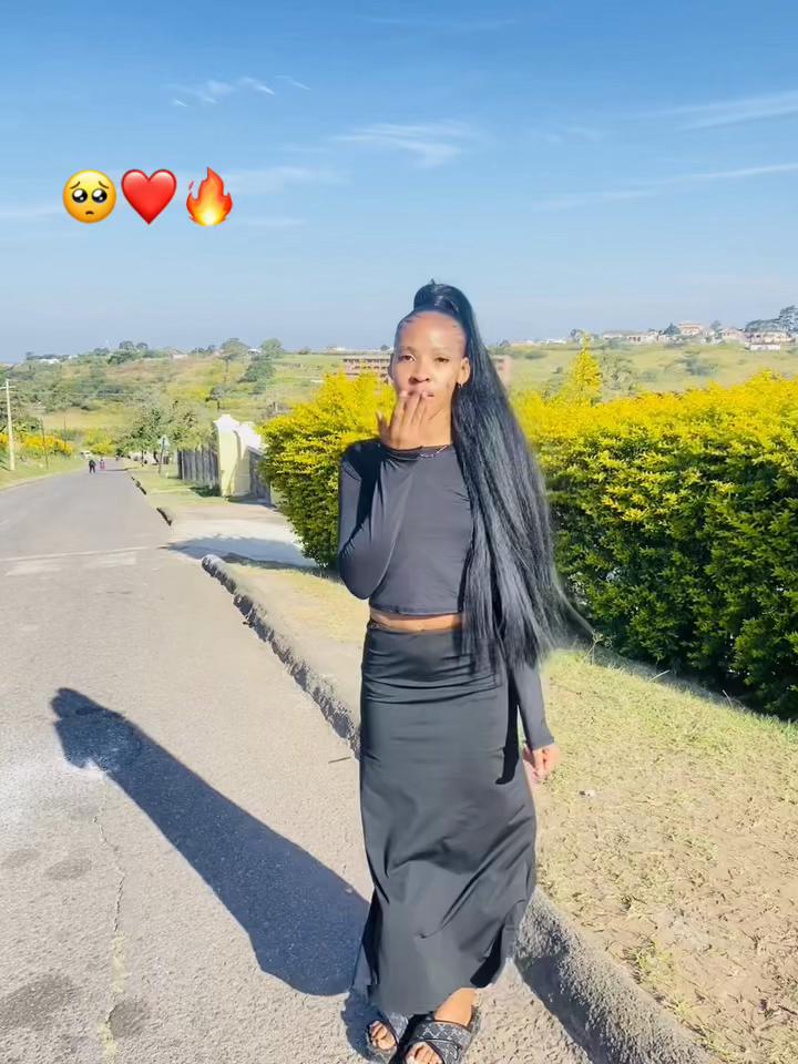 @LusandaMajobe❤️