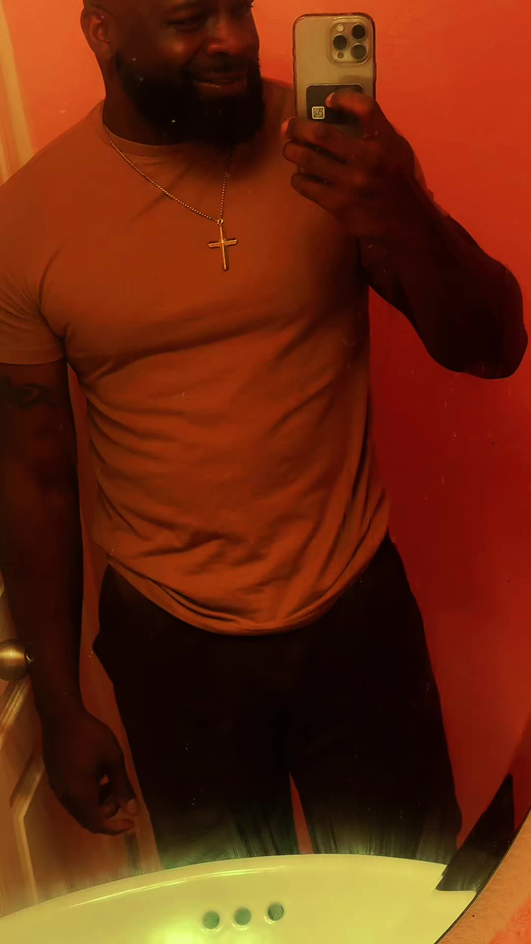 @ChrisPlusSix🖤