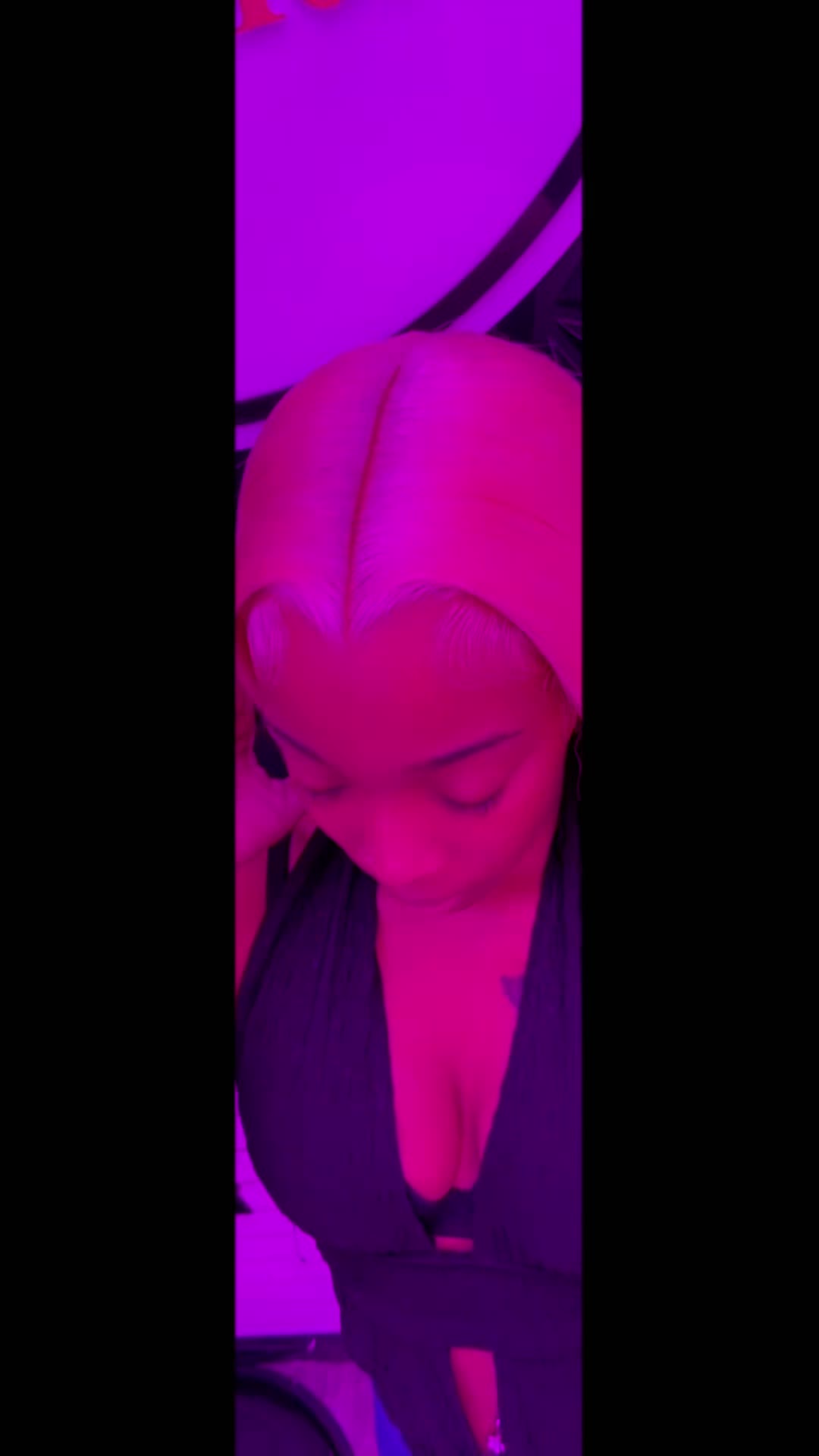 @likkle_.pinkyy