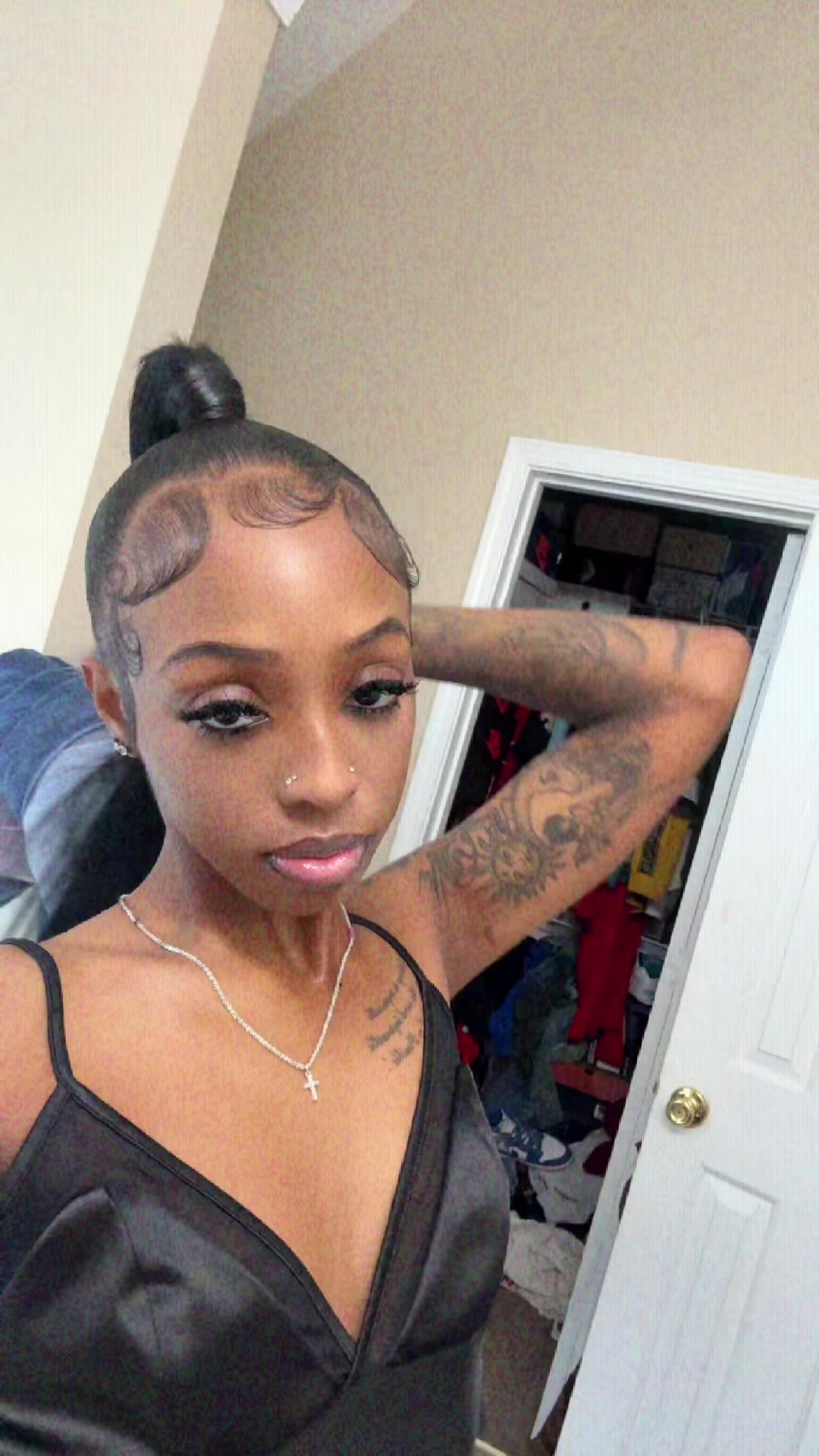 @beautifulweirdo01