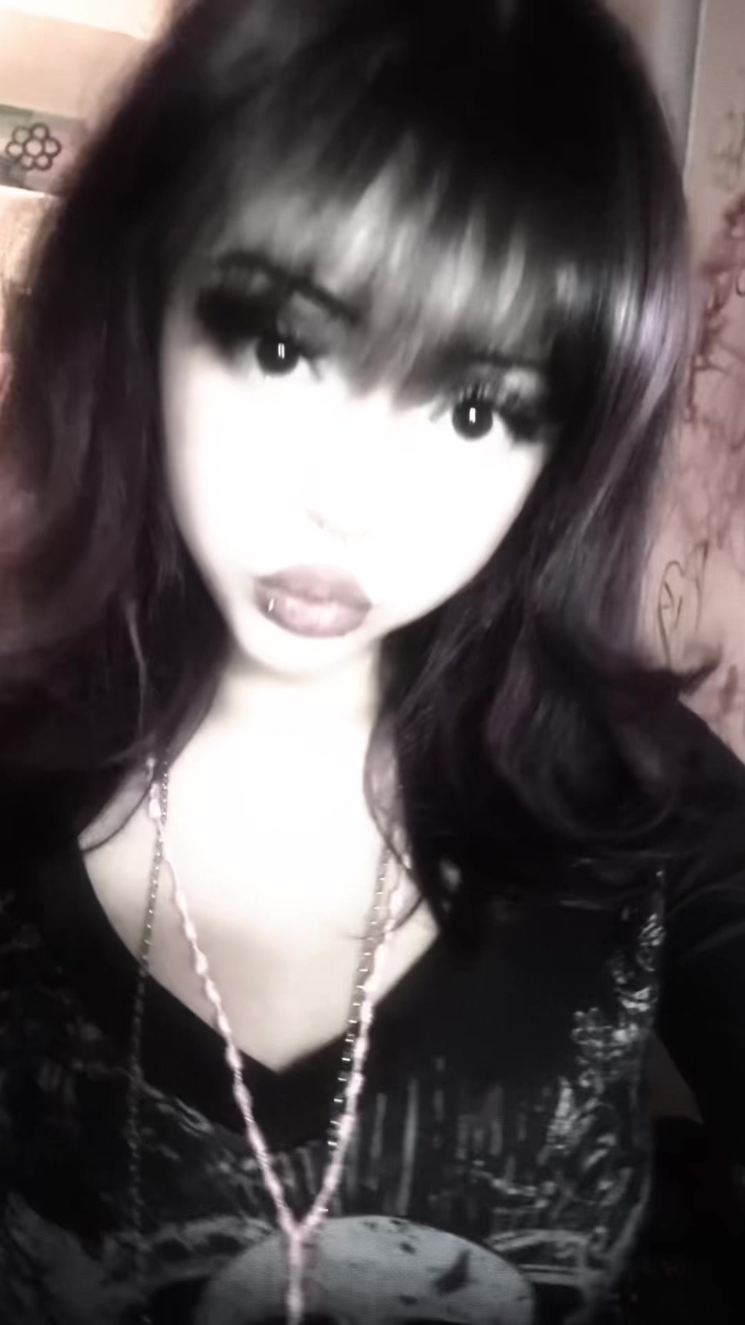 @ᐯᗩᒪᗴᖇIᗴ (≧◡≦) ♡
