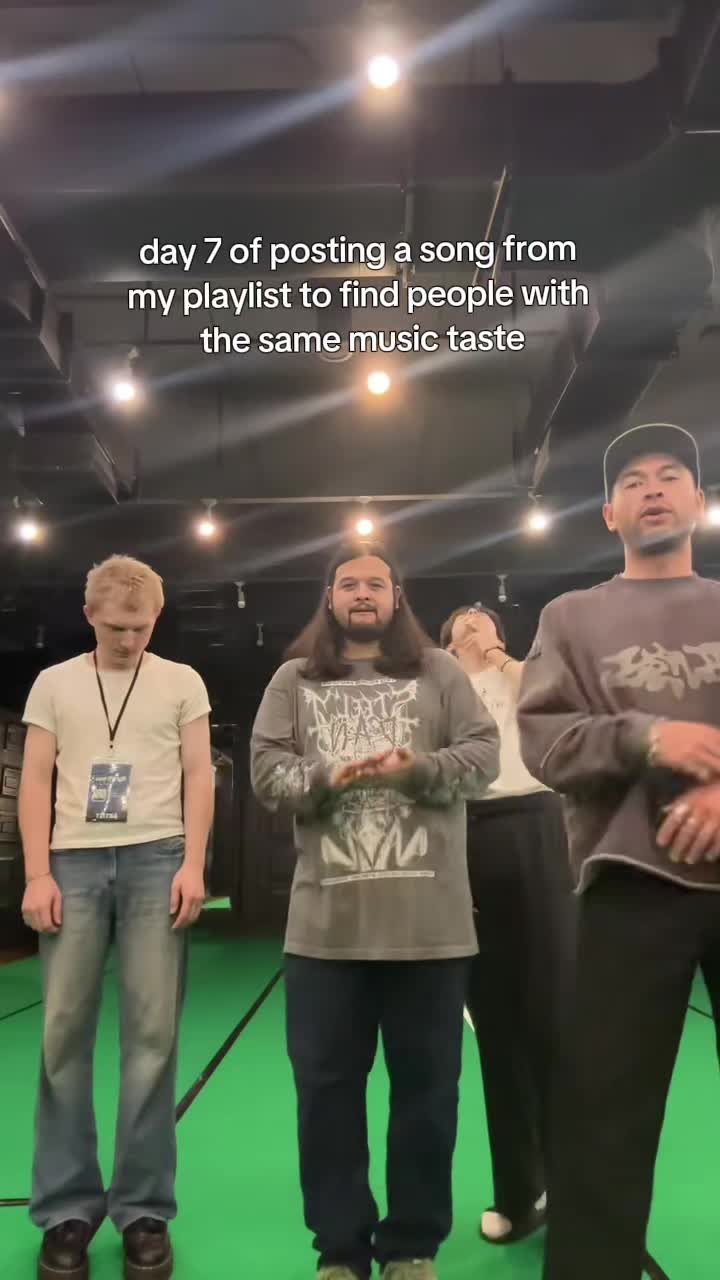 @Lis