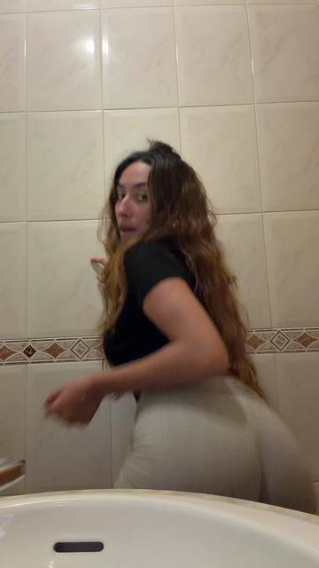 @👸🏽