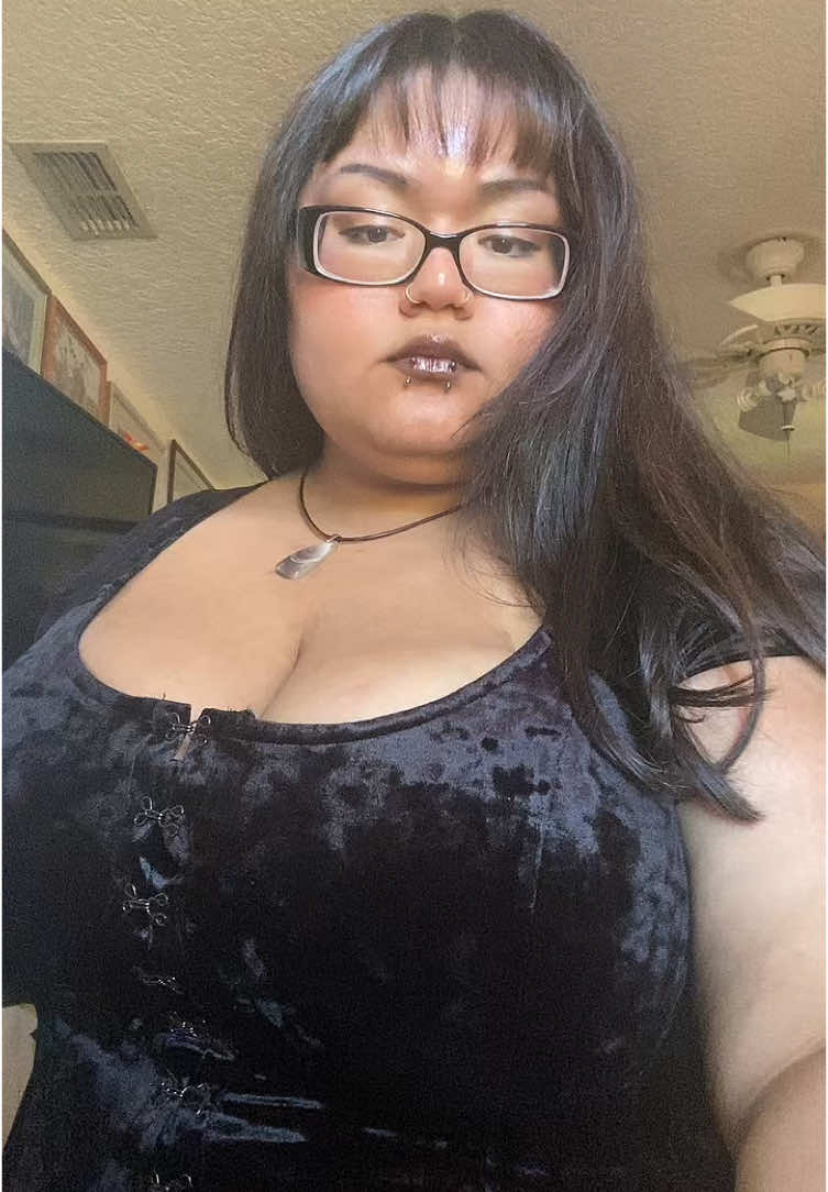 @lily