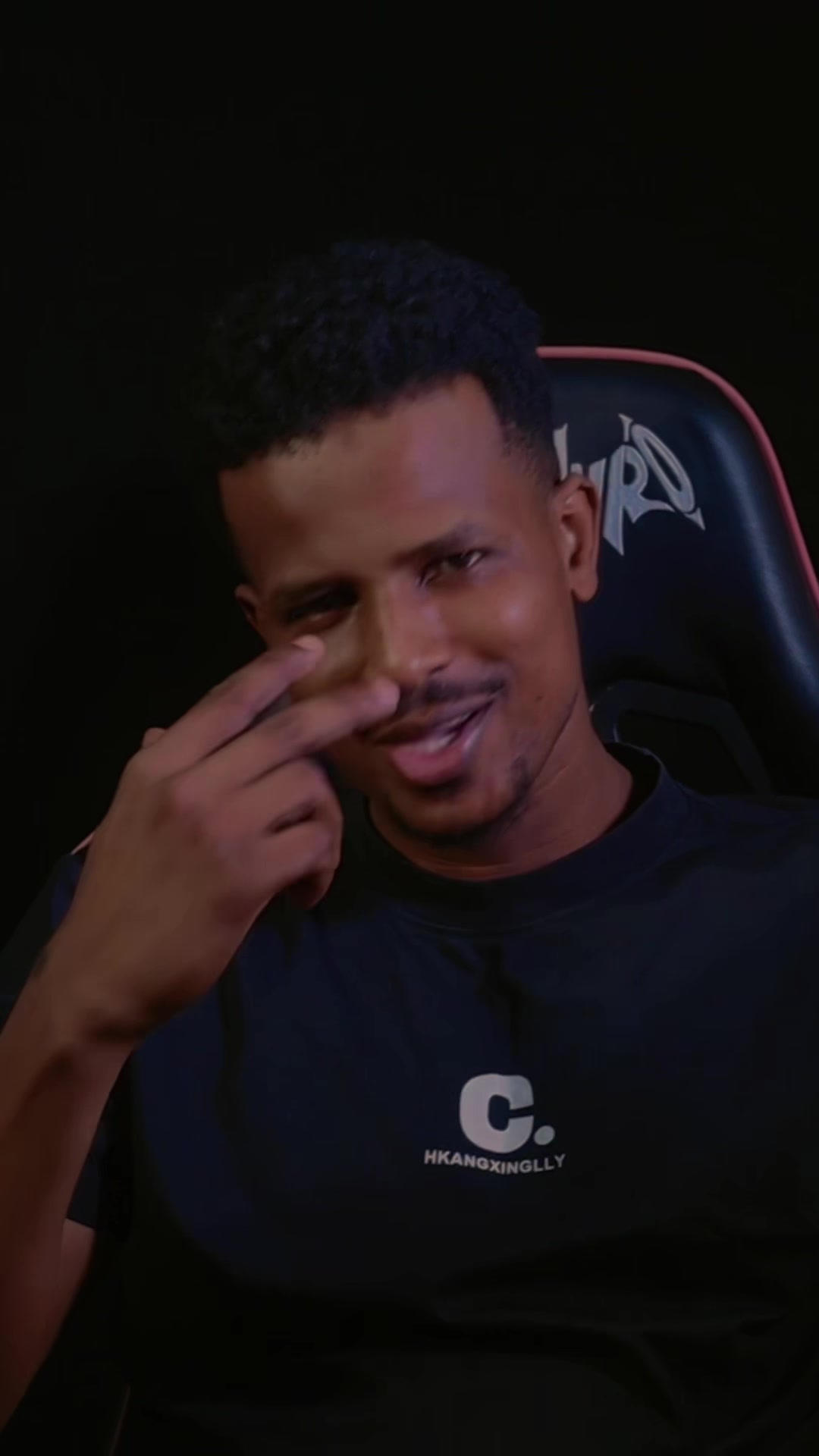 @EMOJI MAN
