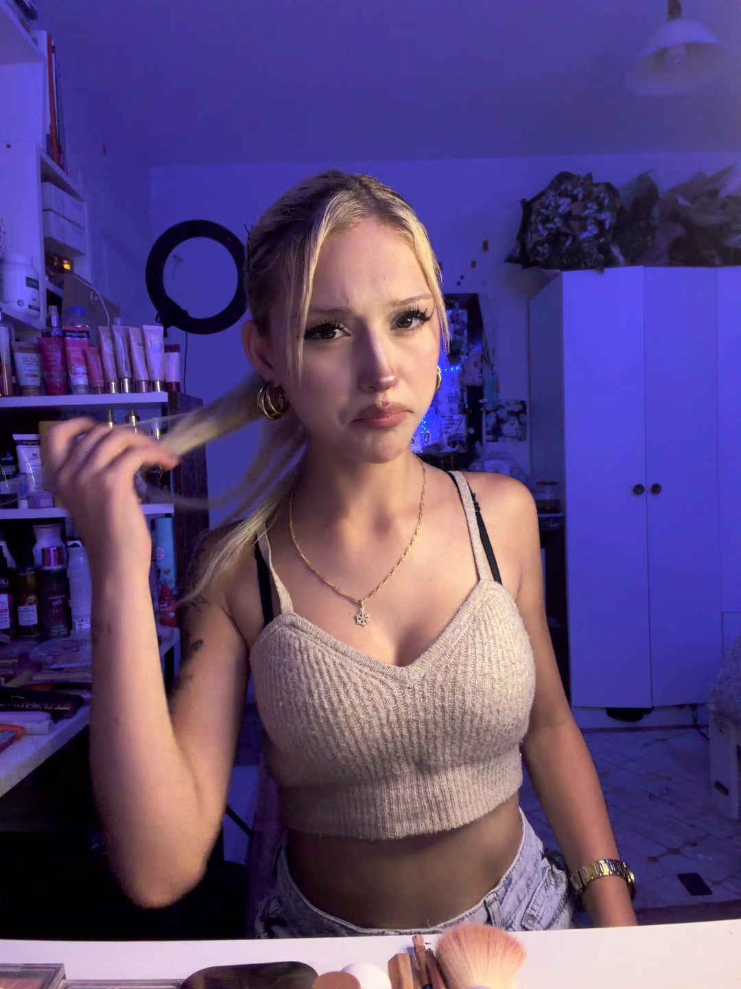 @Redbullul
