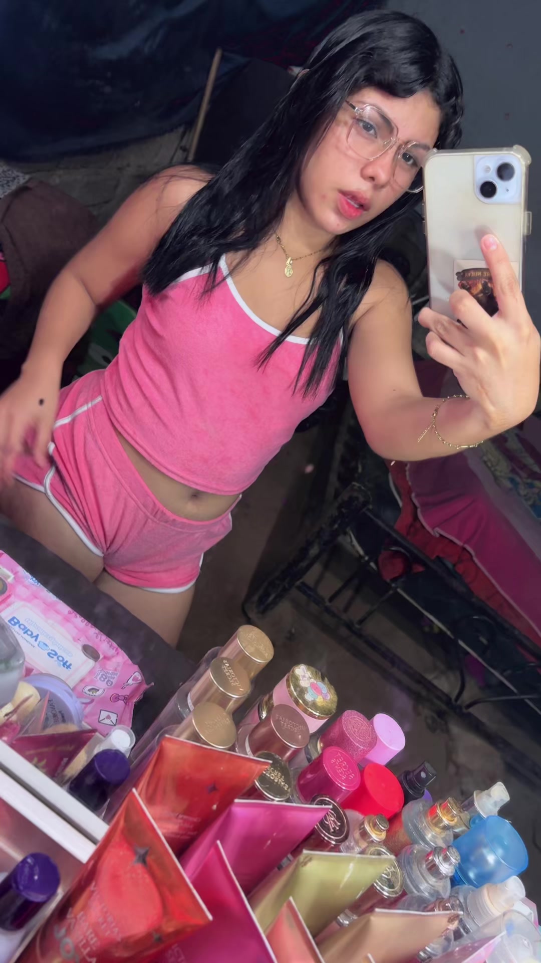 @roussanchez22